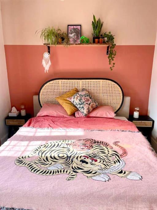 3 Bedroom Spacious Seaside Apartment With Estuary Views Southend-on-Sea Zewnętrze zdjęcie